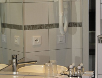 Source Hotel 5