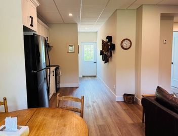 Spacious 2BR Retreat in Nature 2