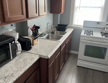 Spacious 3-bedroom apartment in enjoyable New Bedford with AC, WiFi 4