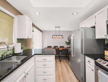 Spacious 3 BR Private Home w/King Bed in Bothell 2