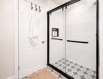 Spacious 3BDR Home Central Markham 2