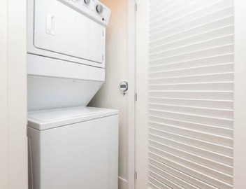 Spacious 3Bedroom Apt close to LAX & Sofi Stadium* 5