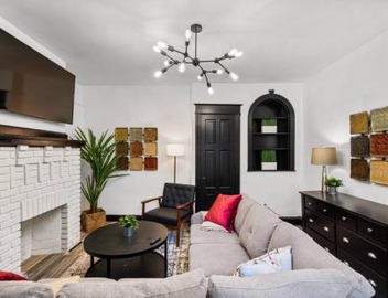 Spacious 3BR, 3BA Philly Retreat for 8 with Free Parking 2