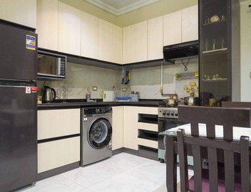 Spacious 3BR Garden View Apartment Prime Location 4