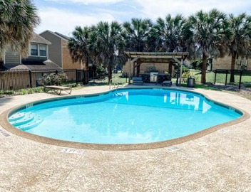 Spacious 3BR Retreat with Pool and Prime Location 2