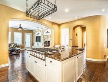 Spacious 4-bedroom house in excellent Santa Clarita with AC 4