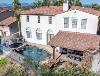 Spacious 4-bedroom house in excellent Santa Clarita with AC 5