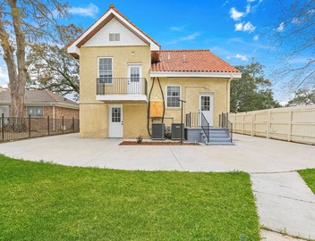 Spacious 4-bedroom house in wonderful New Orleans with WiFi, AC 5