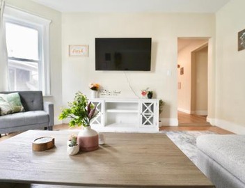 Spacious 4BDR 2BA Retreat near T-Station- 5 Mins to Boston 2