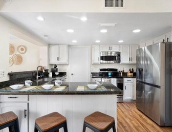 Spacious 4Bedroom Home with Private Pool in Prime Location 5