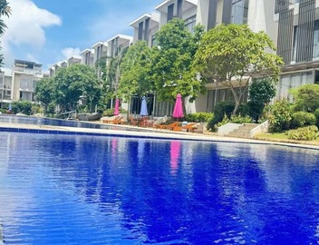 Spacious 4bedroom villa with WiFi, fitness room in charming Jakarta 4