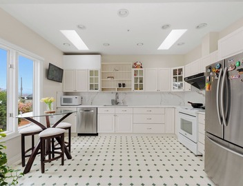 Spacious 4BR Home MAJOR INTERNATIONAL SPORTING EVENT & Family Near UBC 3