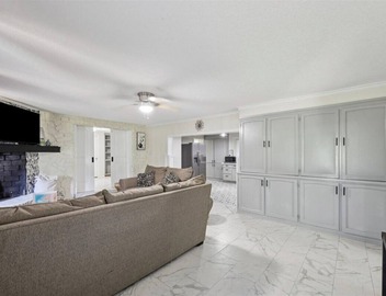 Spacious 5-Bedroom Home in Orange 2