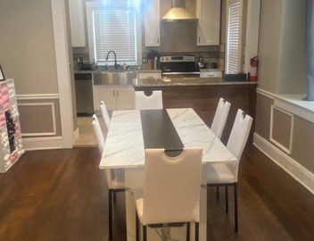 Spacious 5-bedroom house in lovely Kansas City 3