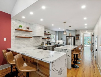 Spacious 5 BR 3.5 bath w private backyard 3