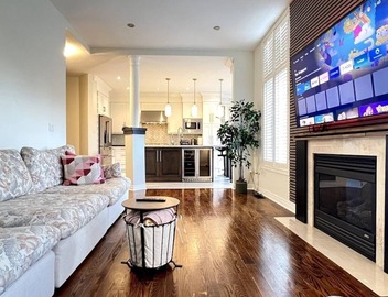 Spacious 5BR Firepit, Free Parking, Near Airport 4
