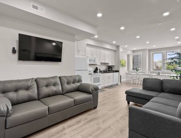 Spacious 6BedroomHome+GarageParking+H StCorridorDC 3