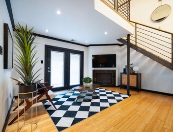 Spacious Austin Loft Sleeps 8 with Balcony 2