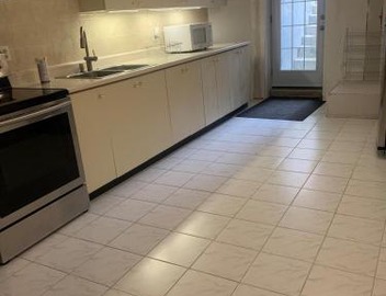 Spacious Basement Apartment in GTA 4