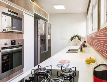Spacious, modern and cozy apartment very well located 2