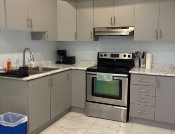 Spacious Brampton 4BR Upper Home 4