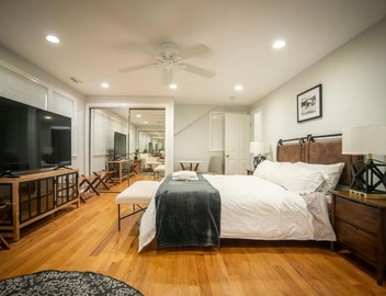 Spacious Coastal Townhome Deck and Parking 5