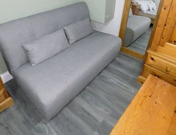 Spacious, Comfortable Studio 4