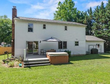 Spacious Edgewater Home Deck & Sleeps 10 3