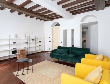 Spacious flat w/wooden beams - Porta Venezia 3