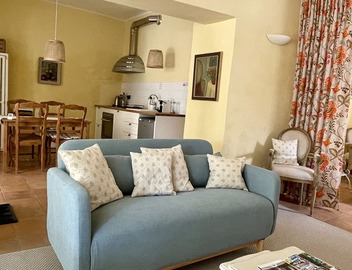Spacious holiday rental in the heart of Provence 4