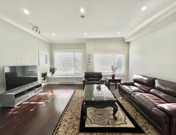 Spacious Home in Richmond 2