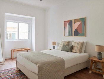 Spacious & Light-Filled 4BR Apartment By TimeColer 5