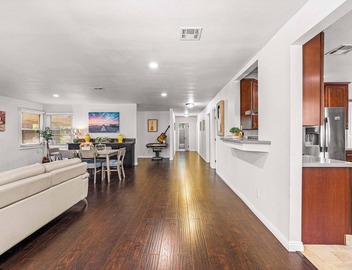 Spacious Retreat w Large Kitchen & Outdoor Patio 5