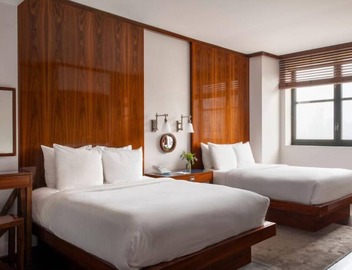 Spacious Room in Chic SoHo Hotel w/Rooftop Bar & Stunning Hudson River Views 4