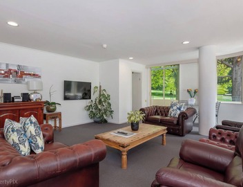 Spacious Salamanca apartment 5