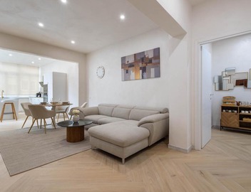 Spacious Two Bedroom Design Apartment near Circo Massimo Rome 2
