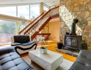 Spacious Woodbury Home w/Pool + Hot Tub! 5