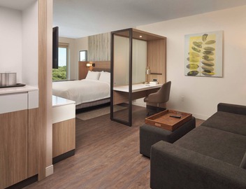 SpringHill Suites by Marriott Orlando Lake Nona 2