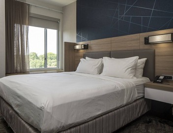 SpringHill Suites by Marriott Charlotte Huntersville 5