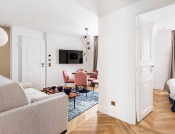 St Georges - Fabulous Two Bedroom in Paris 2