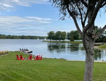 St Lawrence Waterfront Home 2