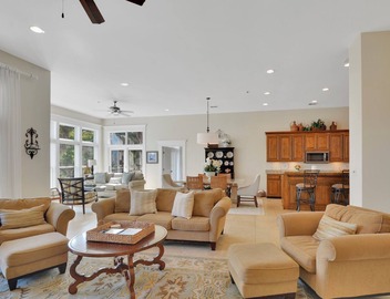 St. Simons Oceanfront Condo Elevator Walk to Beach Great Pool 5