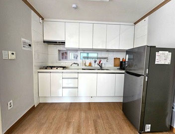 Stay JoyㅡEntire 6-Bedroom House for Large Families & Groups (up to 17)ㅡSeoul 2