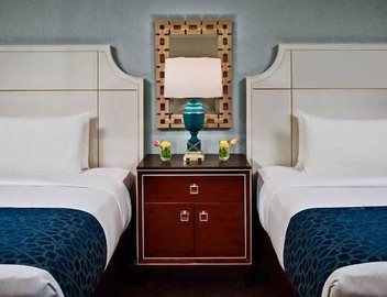 Stay Next to Jackson Square! Pet-friendly Room! Pool Available! 4