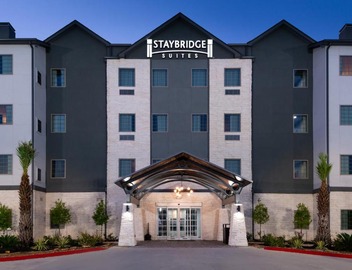 Staybridge Suites - Lake Charles by IHG 4