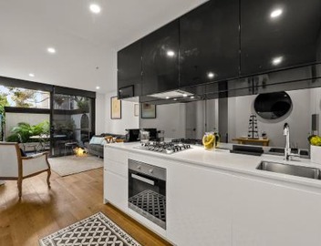 StayCentral - Hawthorn East - Study, 2 Car spaces 2