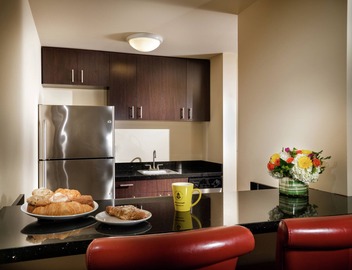 Staypineapple, The Maxwell Hotel, Seattle Center Seattle 3