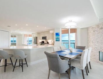 Steps to Beach & Pool - Resort Amenities Galore! 4