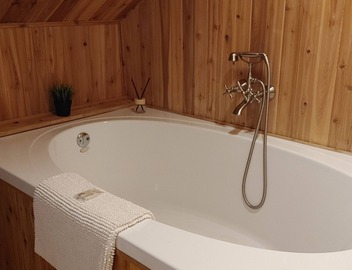 Stonewater Manor 5