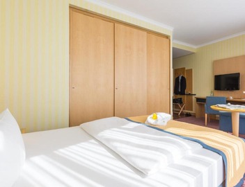 Strand-Hotel Hübner 3